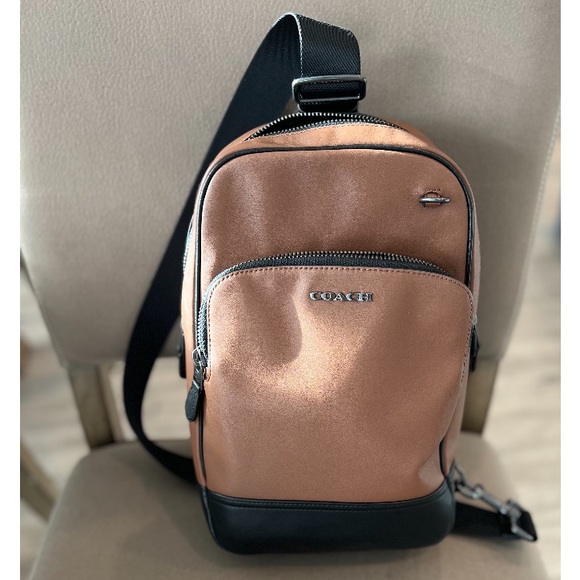 Coach Graham Pack Crossbody - Picture 2 of 16